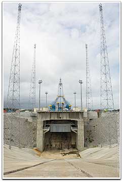 Arianespace Soyuz lightning towers