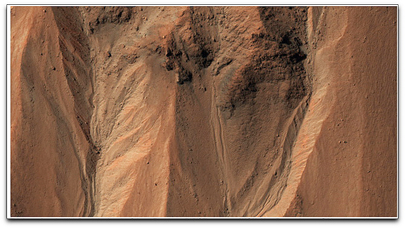 MRO picture of Hale crater Mars (NASA)