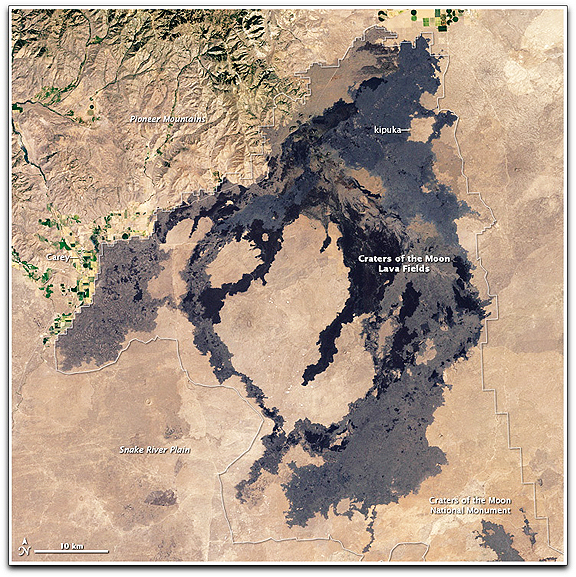 Craters of the Moon Idaha NASA Landsat-7