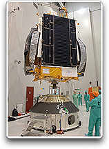 Arianespace: Eutelsat's W2M satellite lowered onto