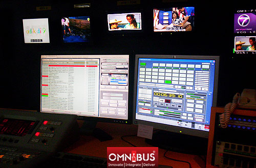 Omnibus logo + equipment