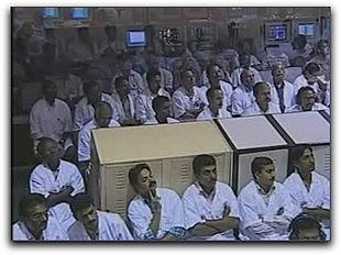 India moon scientists