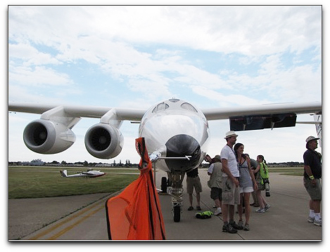 Virgin Galactic's WhiteKnightTwo @ Oshkosh