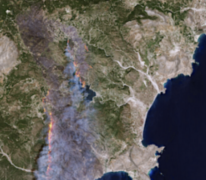 Rhodes wildfire in Greece forces thousands to flee