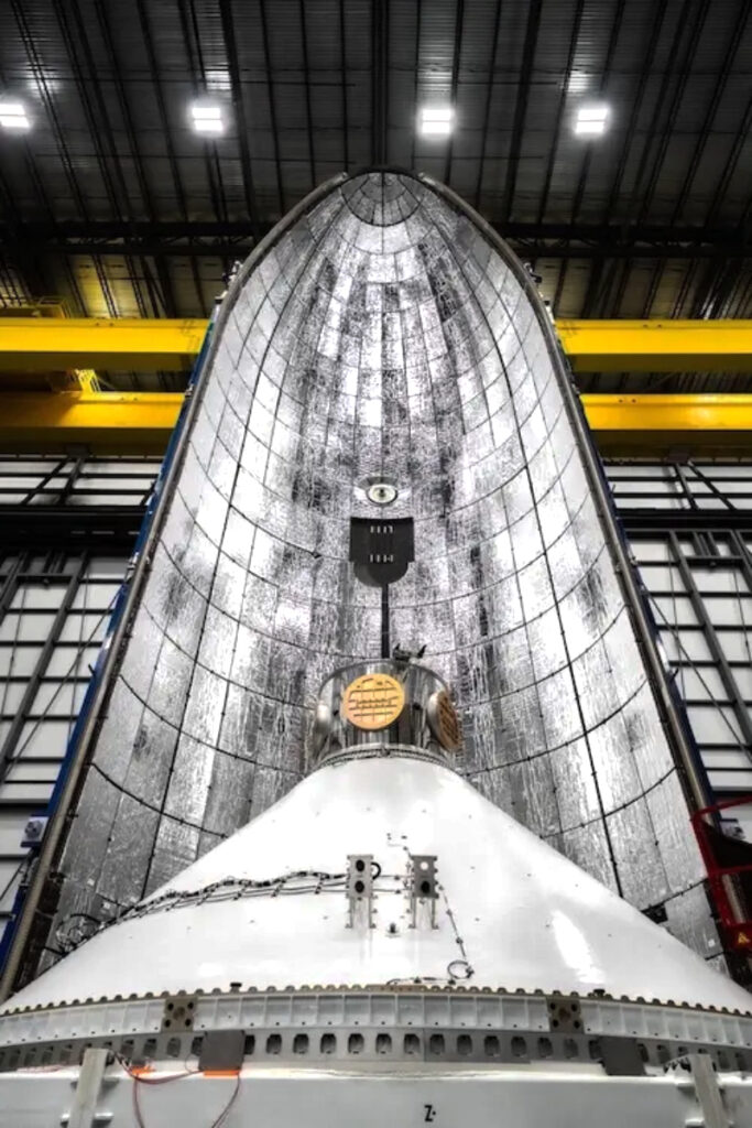 This image has an empty alt attribute; its file name is Blue-Origin-Blue-Ring-Pathfinder-683x1024.jpg