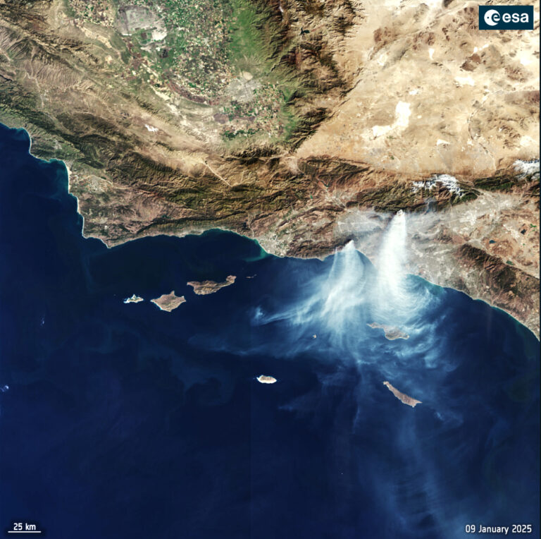 Los Angeles struggles to contain wildfires