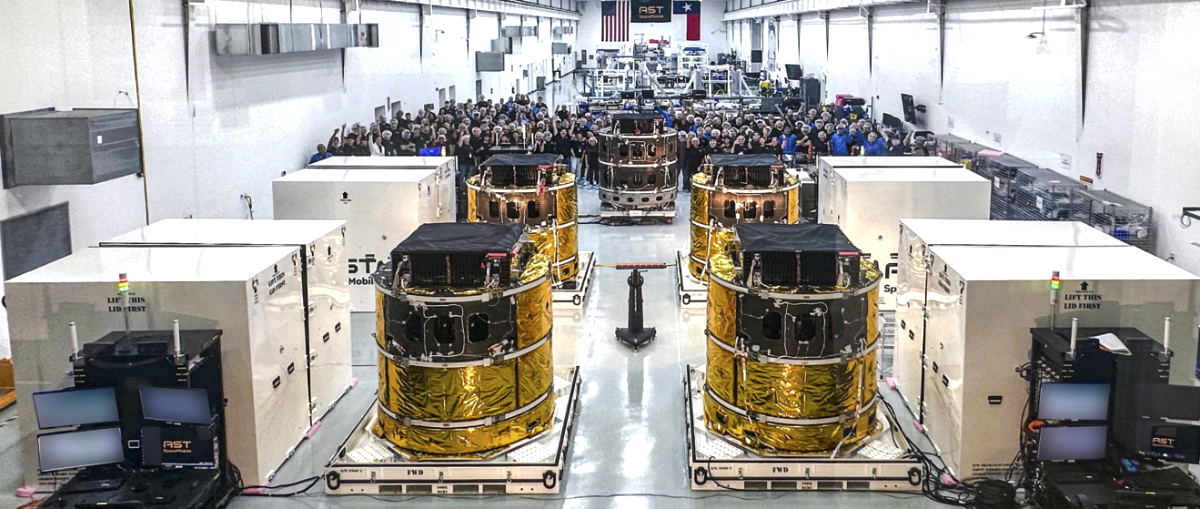 Sovereign Satellite Strategy Expands AST SpaceMobile Backlog Amid Constellation Deployment Risks