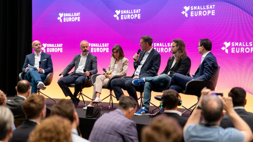 The European Pulse panel on the SmallSat Europe 2026 Business Stage.